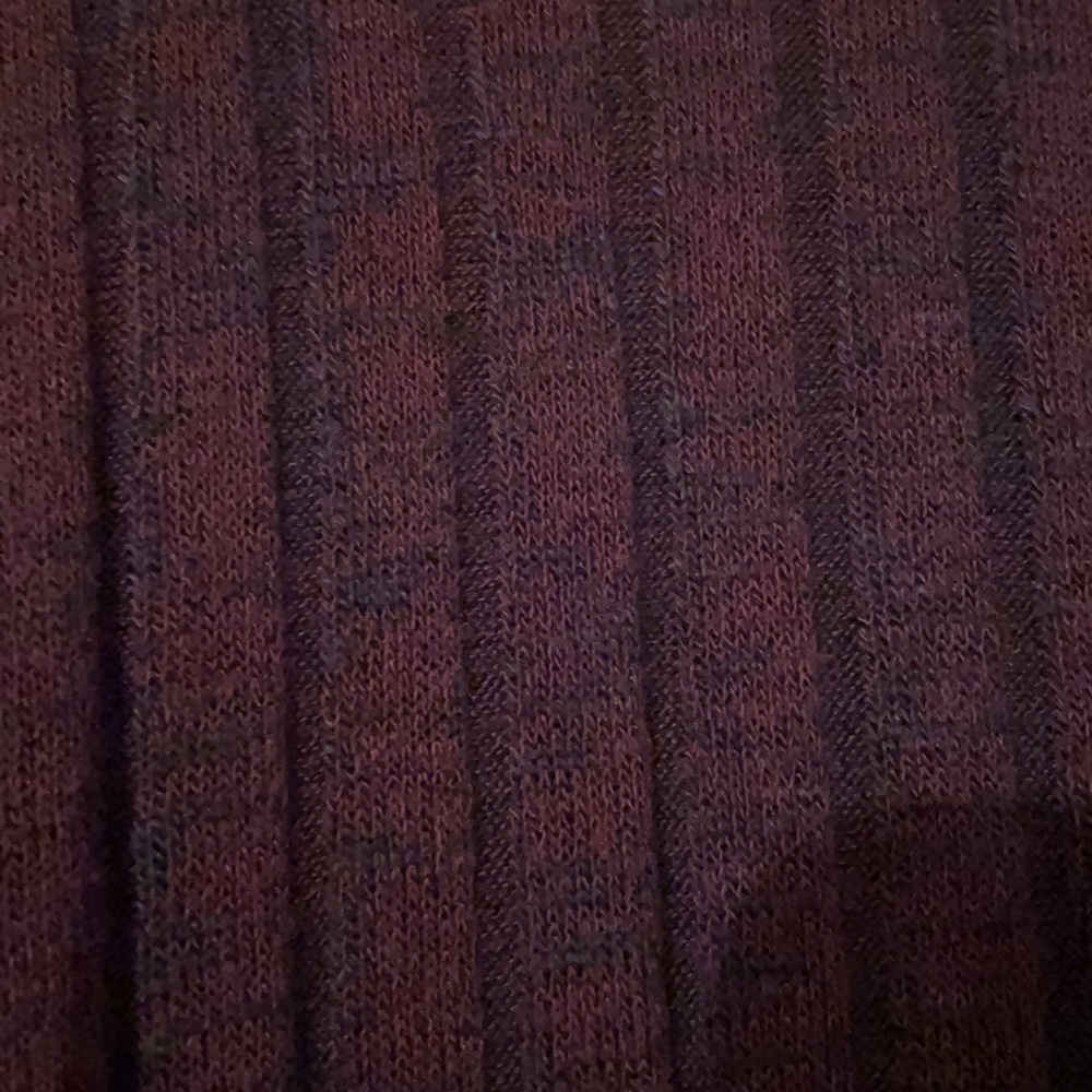 Cold Shoulder Ribbed Long Sleeve from AE - Picture 3 of 4